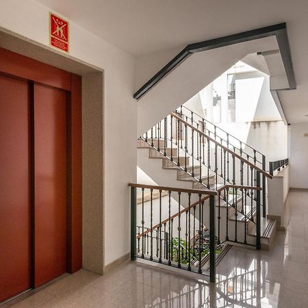 First Floor Near Macarena Church Sevilla Buitenkant foto